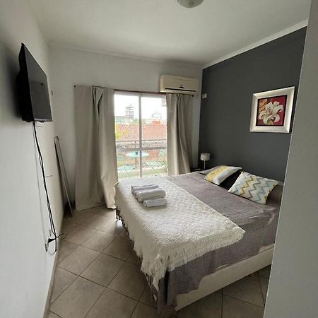 Апартаменти Departamento 2 Temporario Centro Con Garage Коррієнтес Екстер'єр фото